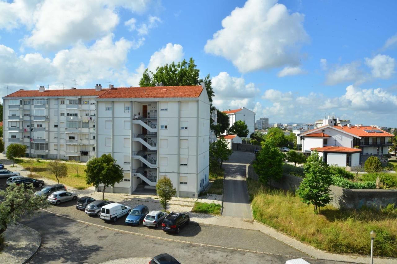 House Black & White Apartment Lisbon Exterior photo